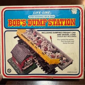 NOS VINTAGE LIFE-LIKE “BOB'S DUMP STATION'”BRAND NEW SEALED ITEM# 08704 RARE!